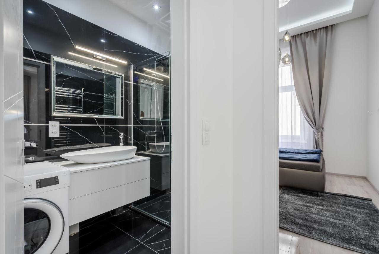 Kiraly 35 Luxury Apartment With Free Parking Budapest Eksteriør bilde