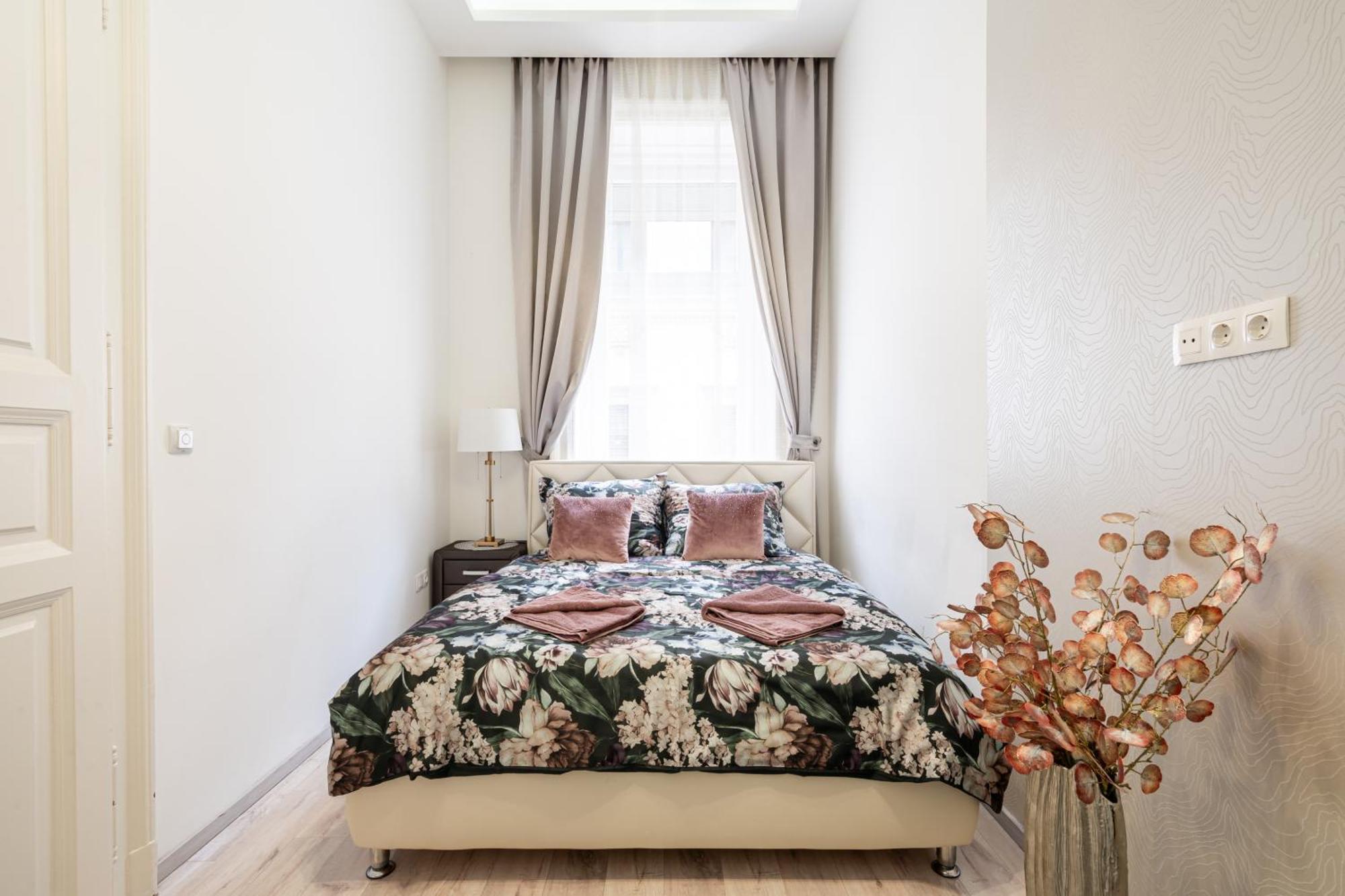 Kiraly 35 Luxury Apartment With Free Parking Budapest Eksteriør bilde